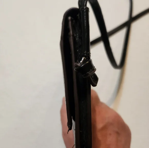 Vintage HOBO Black Leather Crossbody Bag EUC - Picture 10 of 15